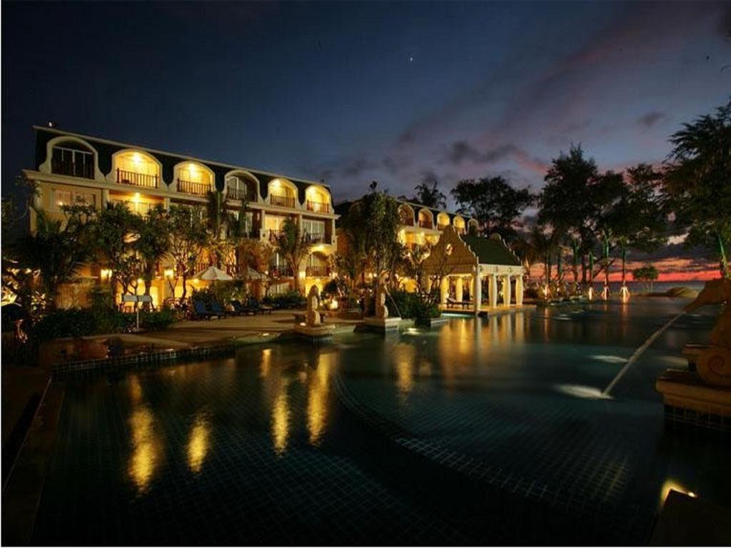 Phuket Graceland Resort And Spa Patong Exterior photo